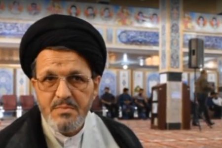 امام خمینی(ره) احیاگر دین و عزت ملت