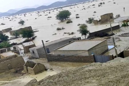 همدلی نهادهای حمایتی با سیلزدگان شهرستان مهرستان