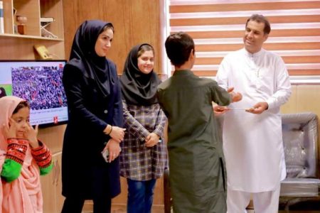 تقدیر از برگزیده سراوانی مقابله با آئدس