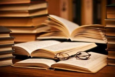 توسعه فرهنگ کتاب‌خوانی، نیازمند همراهی مسئولان و مردم