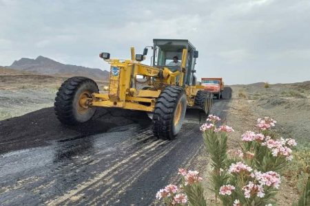 جاده روستای ترادگ به خط پایان نزدیک می‌شود