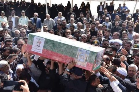 تشییع پیکر ۶ شهید حمله تروریستی در زاهدان