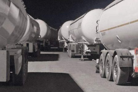 کشف ۱۶ تانکر گاز مایع قاچاق در ایرانشهر