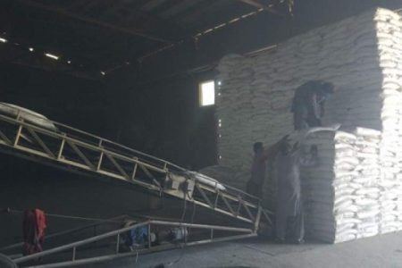 توزیع ۲۷۲۷ تن کود کشاورزی در خاش