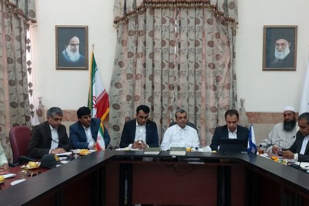 نشست هم‌اندیشی دهیاران مهرستان با حضور مسئولان