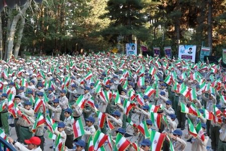 نوجوانان انقلابی آیندهسازان تمدن نوین اسلامی