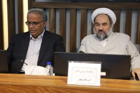 کرامت زن در مکتب فاطمی چراغ خانواده است