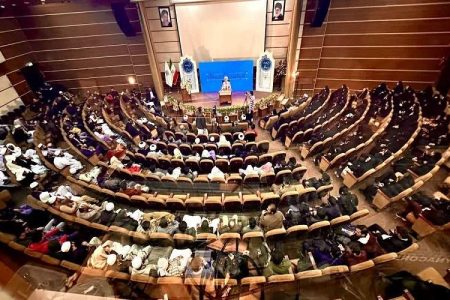 وحدت حوزه و دانشگاه نیازمند هم‌افزایی عملی است