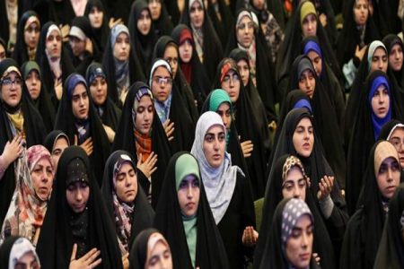 زن مسلمان ایرانی تجلی کرامت الهی