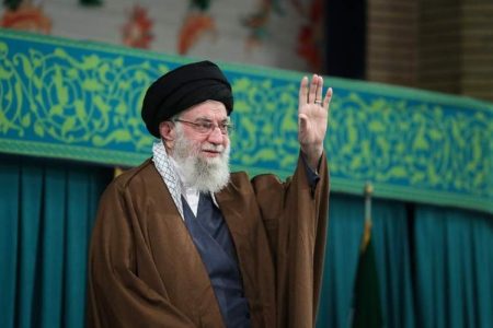 شأن و حقوق زنان در اسلام والا است