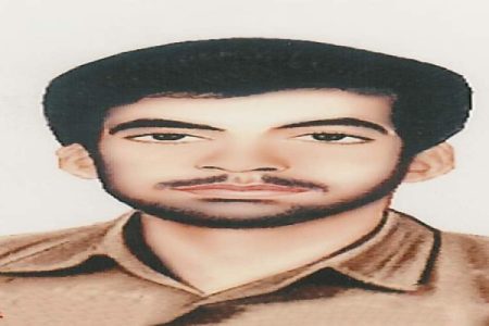 خالی گذاشتن این سنگرها خیانت به اسلام و خون شهدا است