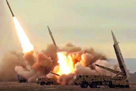 پایگاه‌های نظامی آمریکا در منطقه هدف قرار گرفت