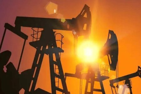 نفت در رکورد جدید ۱۲۰ دلاری شد