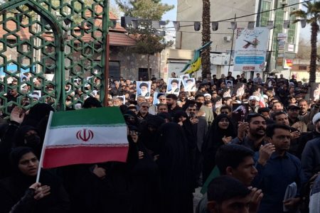 سوگواری باشکوه مردم زاهدان برای علمدار انقلاب