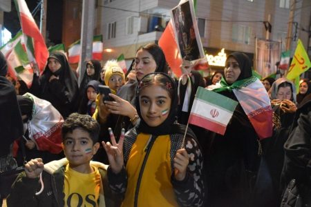 حضور مردم در صحنه، مهمترین عامل ناکامی دشمن