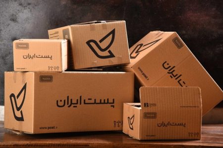پستچی زاهدانی مانع سرقت بسته‌های پستی مردم شد