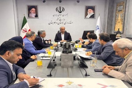توسعه نیروگاه‌های خورشیدی و بادی