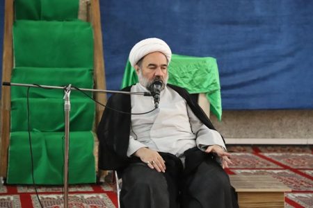 ولایت؛ محور عزت و اقتدار جمهوری اسلامی ایران