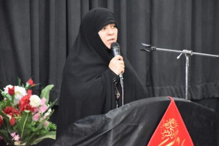 زنان محور تربیت و ستون مقاومت جامعه هستند