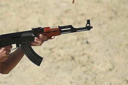 حمله جیش‌الظلم به خودروی شهروندان در جکیگور  یک منبع آگاه از حمله عناصر جیش‌الظلم به خودروی شهروندان در منطقه پل جکیگور شهرستان راسک خبر داد.